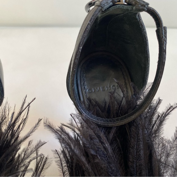 GIVENCHY Runaway Black Feathers Ankle Straps Heel sandals SZ 6/36 - Picture 11 of 13